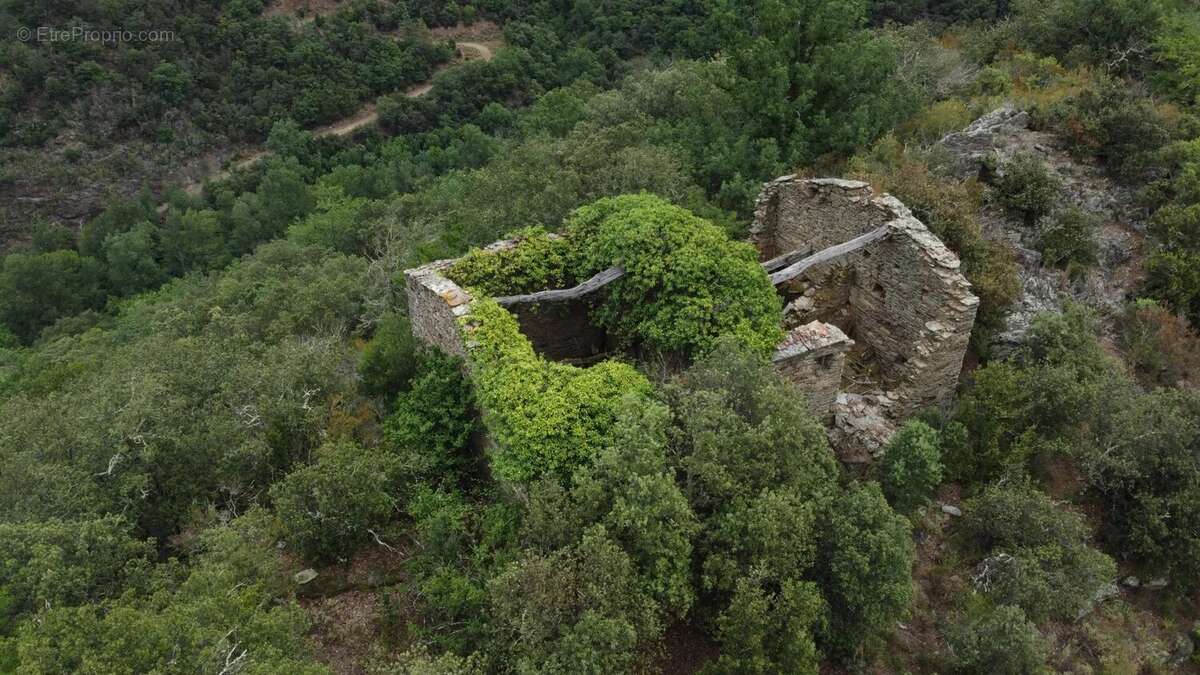 Terrain à BAILLESTAVY
