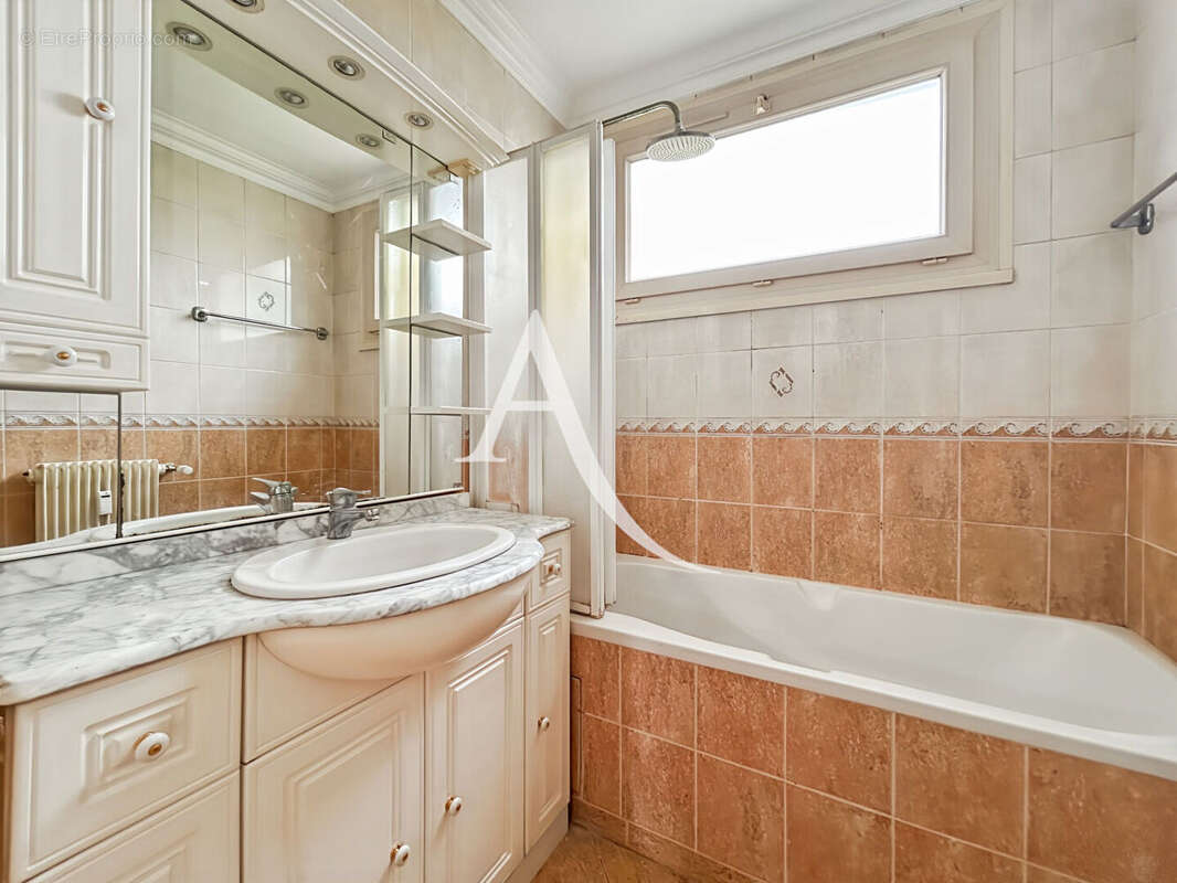 Appartement à BOIS-D'ARCY