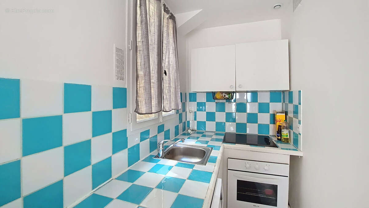 Appartement à PARIS-20E