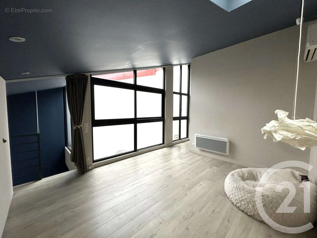 Appartement à SAINT-MAUR-DES-FOSSES