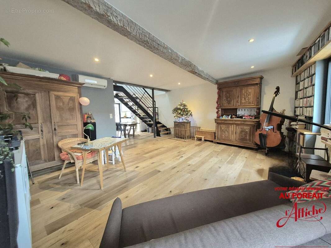 Maison à BRUGUIERES