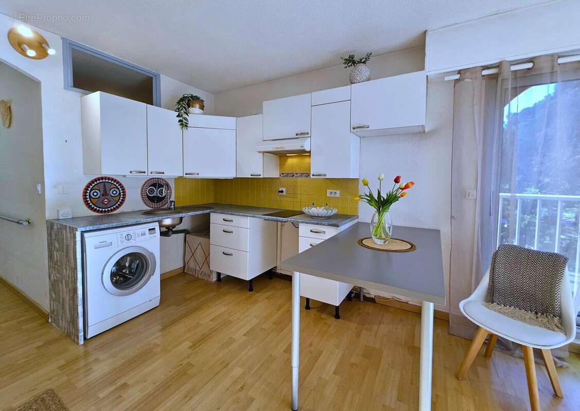 Appartement à HYERES