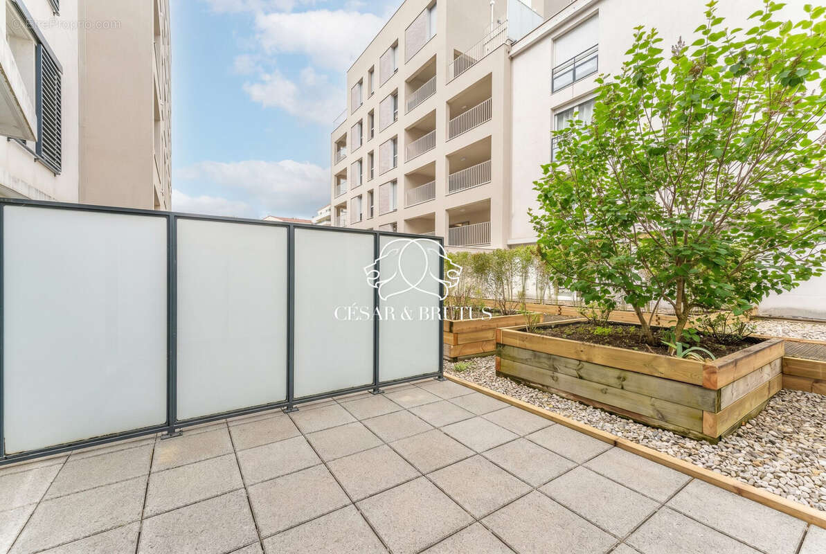 Appartement à CALUIRE-ET-CUIRE