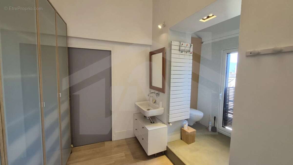 Appartement à GRENOBLE