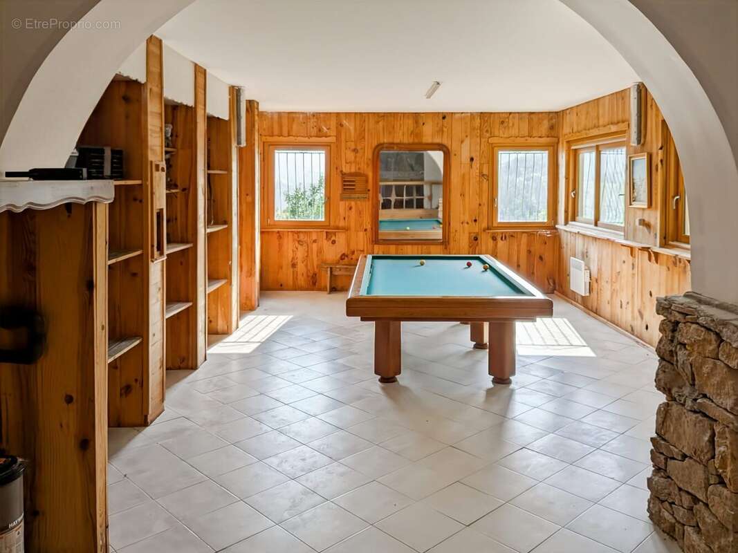 Maison à VAUX-EN-BEAUJOLAIS