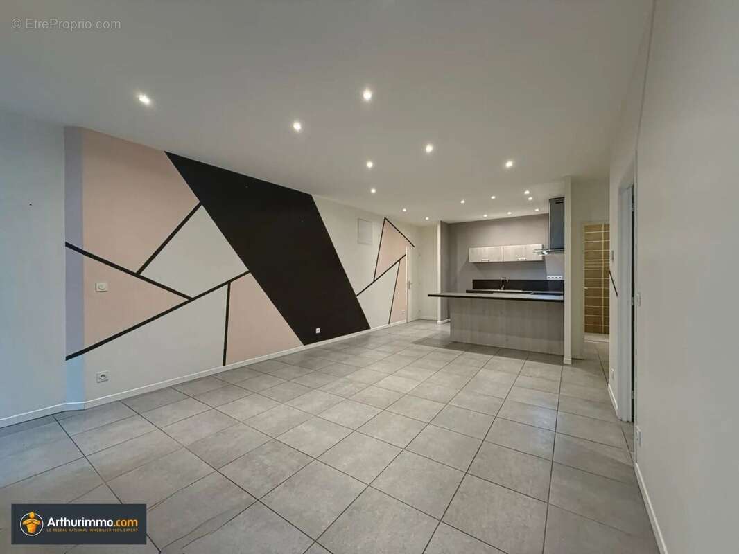 Appartement à BOURGOIN-JALLIEU