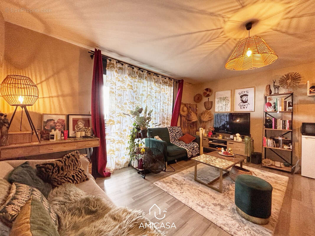 Appartement à SAINT-DENIS