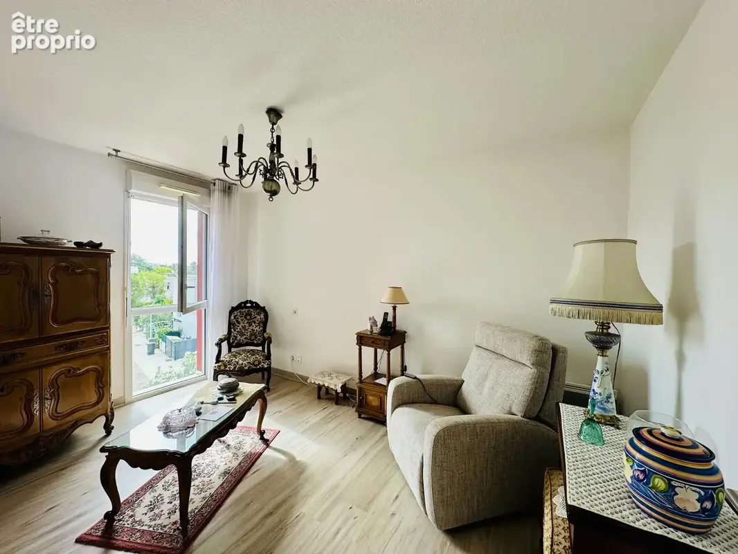 Appartement lattes - superbe t4 de 85m2, terrasse triple expo 20m2 , 2 garages, residence de haut standing - photo 5
