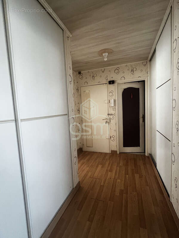 Appartement à JOUE-LES-TOURS
