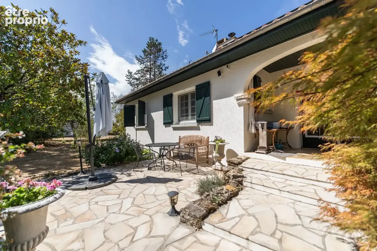 Maison à LATILLE