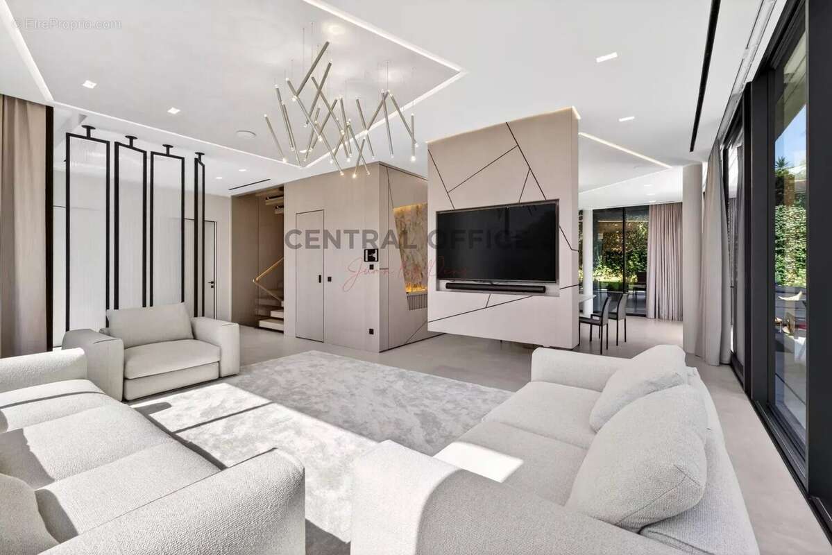 CAP D'ANTIBES- versant Ouest, villa contemporaine neuve d’exception dans un domaine privé - photo 8