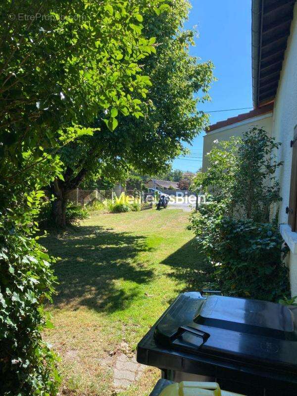 Petite maison au centre du PORGE - photo 2