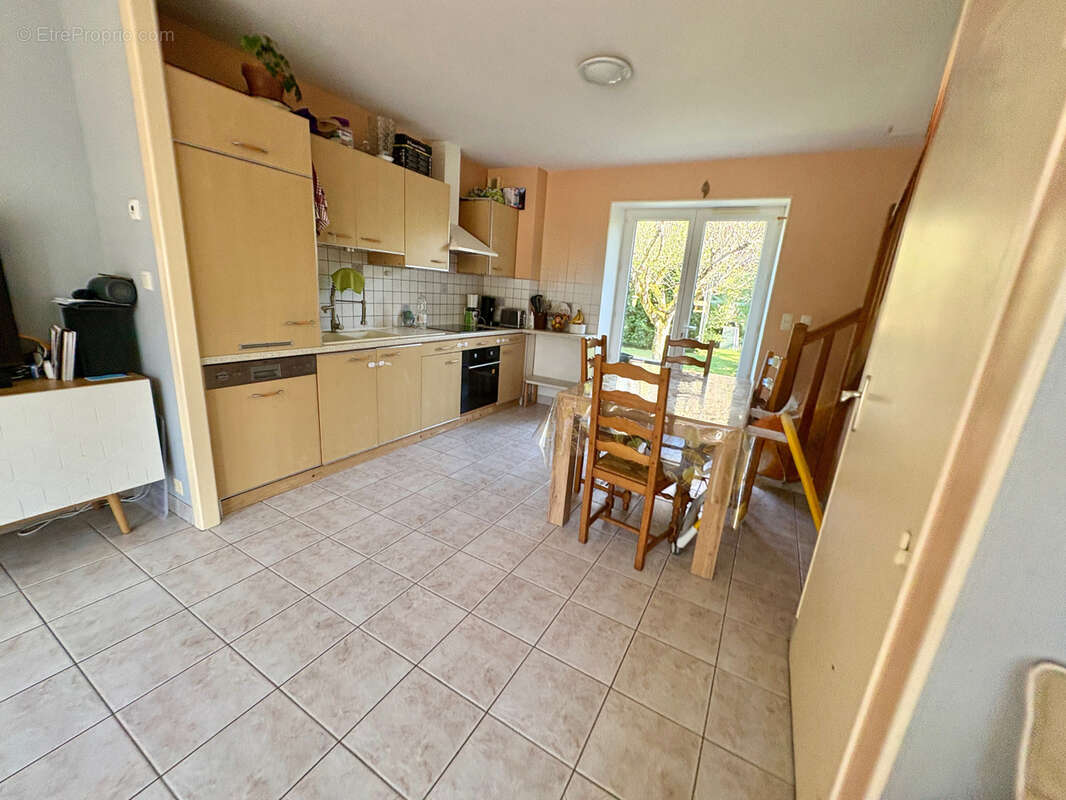 Appartement à SARLIAC-SUR-L'ISLE