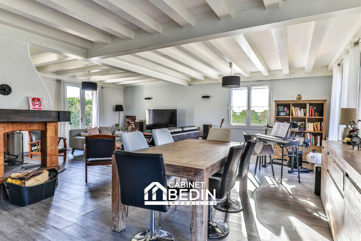 Maison 130 m² à Gujan-Mestras  - photo 2