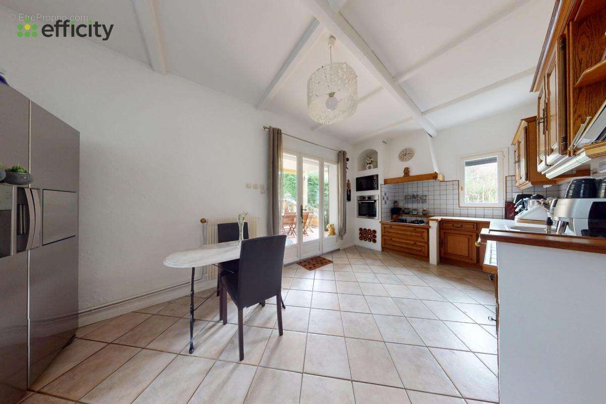 Maison à CALUIRE-ET-CUIRE