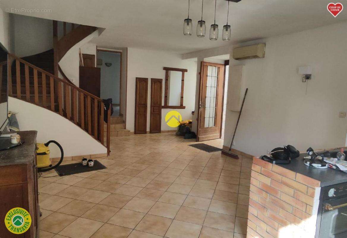 Maison à JOUET-SUR-L&#039;AUBOIS