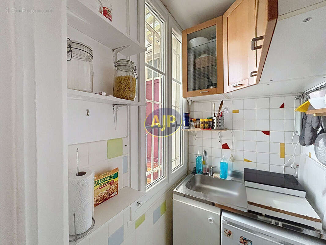 Appartement à PARIS-11E