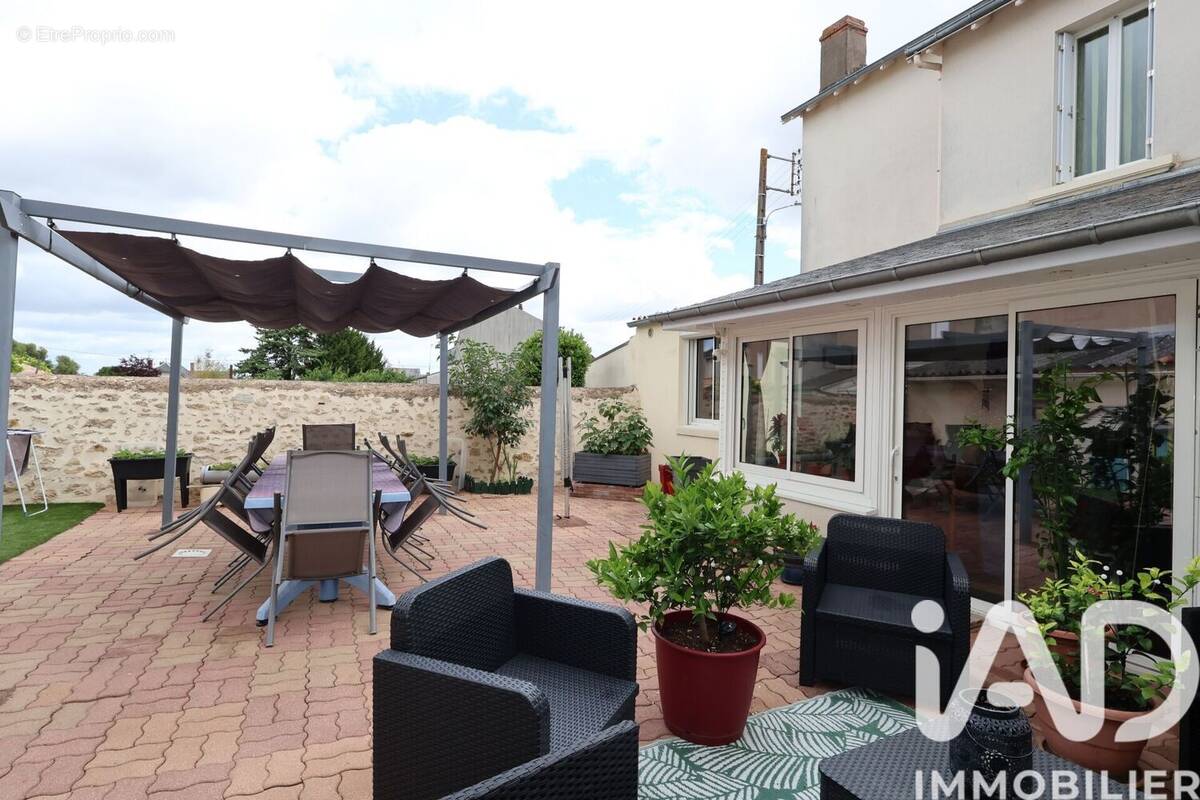 Photo 1 - Maison à THOUARS