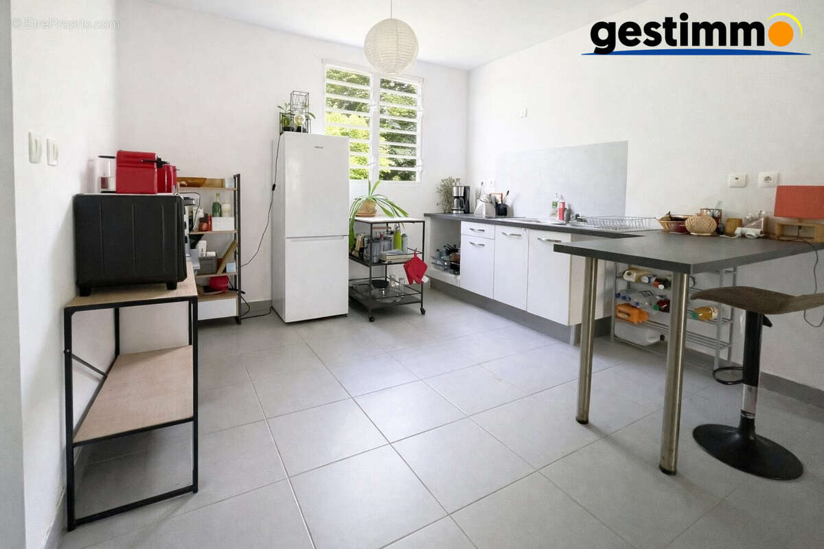 Appartement 51 m² à Remire-Montjoly  - photo 3