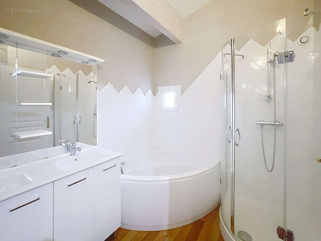 Maison à SAINT-XANDRE