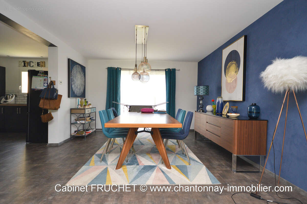 Maison à CHANTONNAY