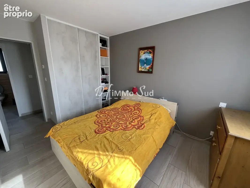 Villa T6 - 4 faces avec piscine, garage, carport, terrain de pétanque et panneaux solaires - photo 21
