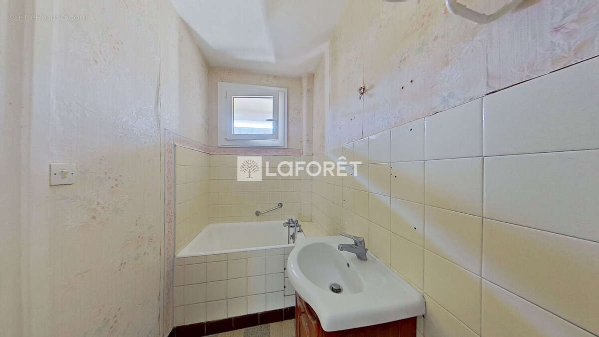 Appartement à BRON