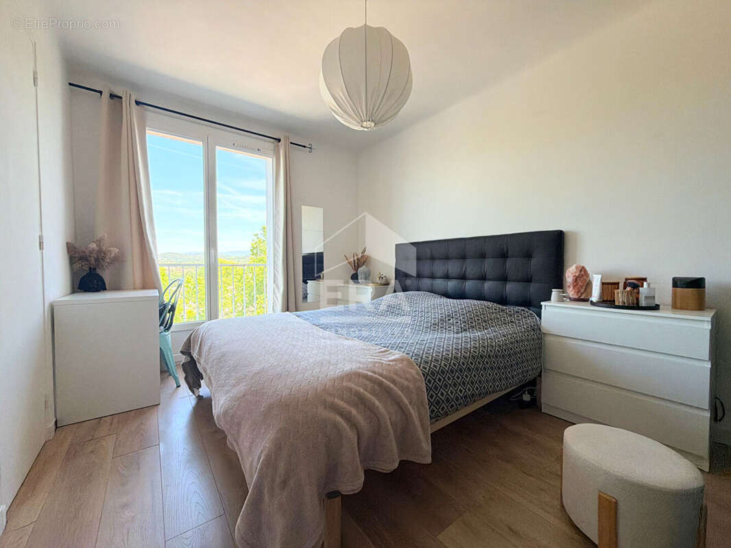 Appartement à PERTUIS