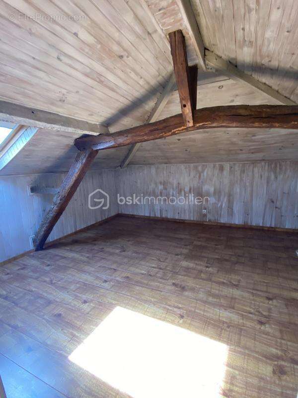 Maison à LACASSAGNE