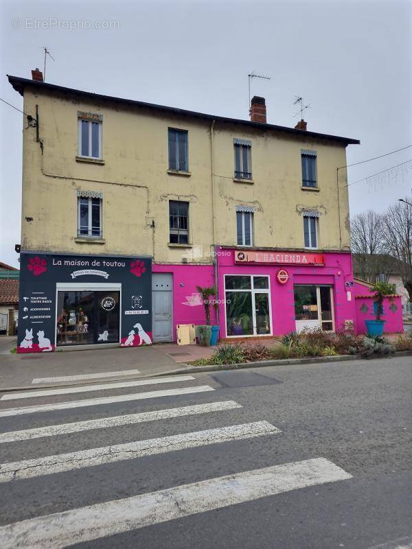 Appartement à DECINES-CHARPIEU