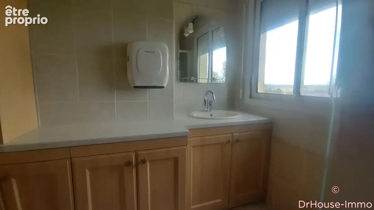 Maison 134 m² à Saint-Dolay  - photo 6