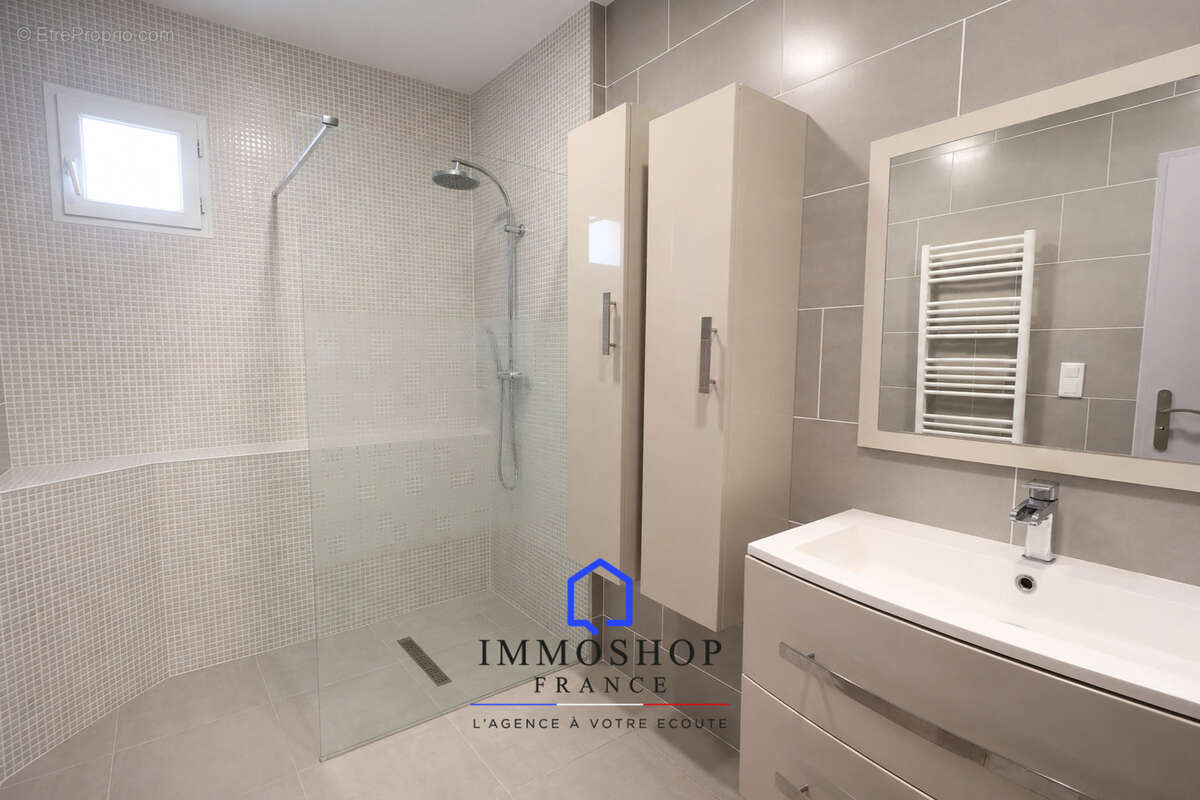 Appartement T3 CARRO (13500) - photo 7