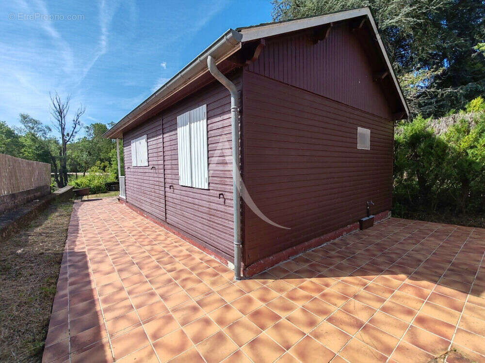 Maison à CANDE-SUR-BEUVRON