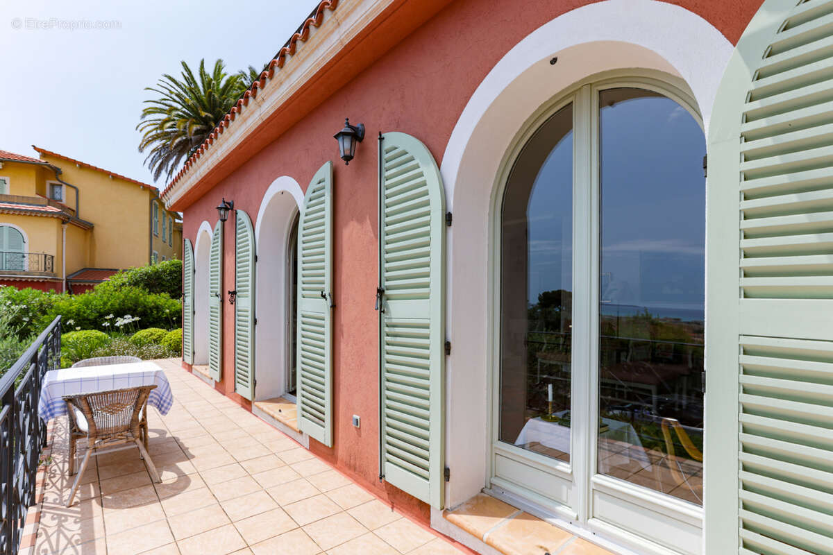 Appartement à CAGNES-SUR-MER