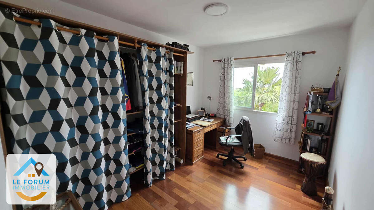 Maison à PETITE-ILE