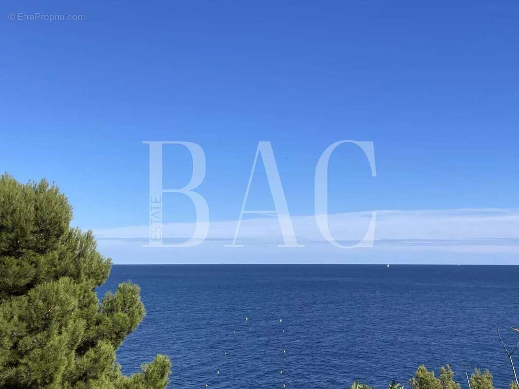 Maison à ROQUEBRUNE-CAP-MARTIN