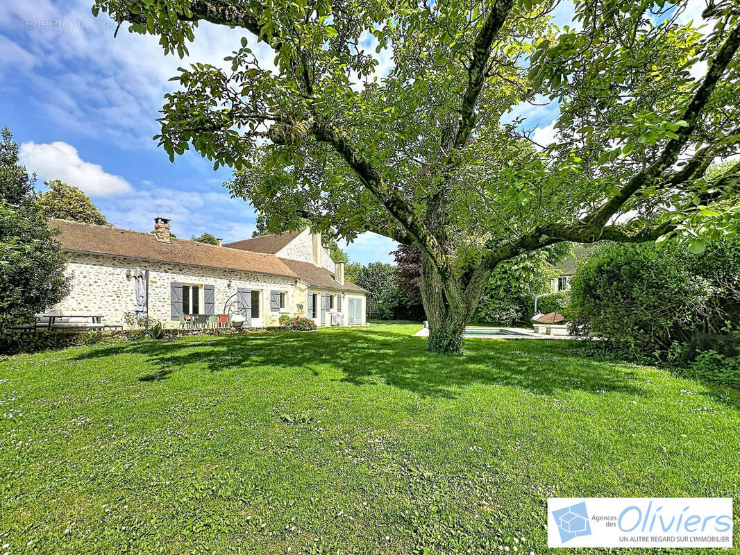Maison à BOULLAY-LES-TROUX
