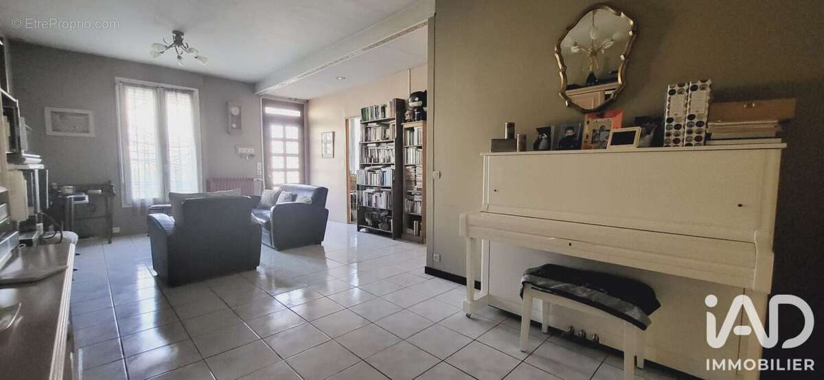 Photo 3 - Maison à LIVRY-GARGAN