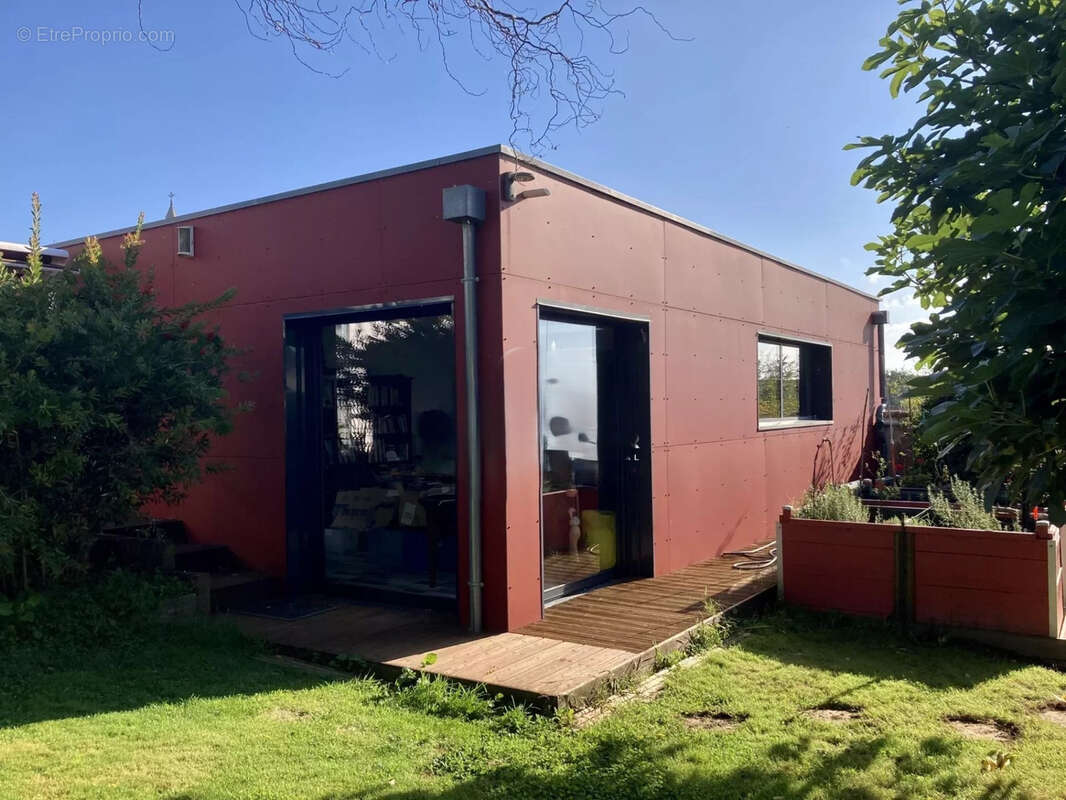 Maison à SAINT-MICHEL-CHEF-CHEF