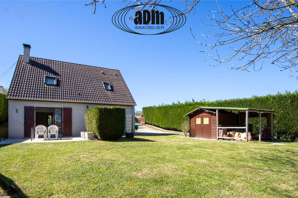 Maison à QUINCY-VOISINS