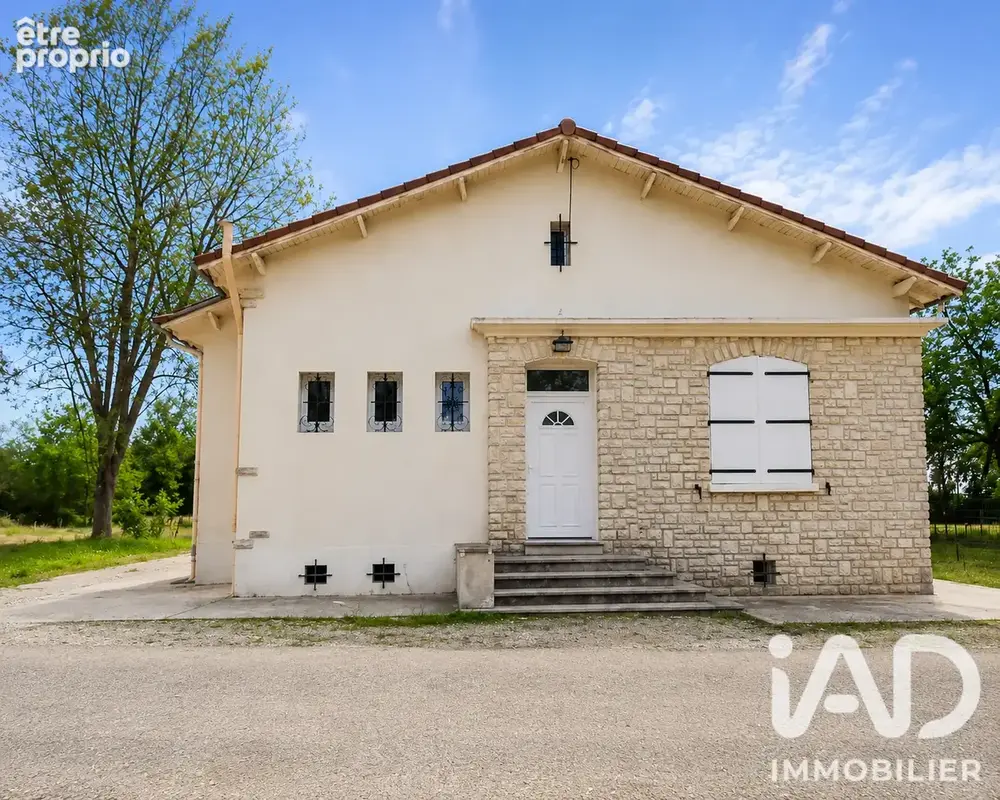 Photo 1 - Maison à SAINT-LAURENT-DE-CERIS