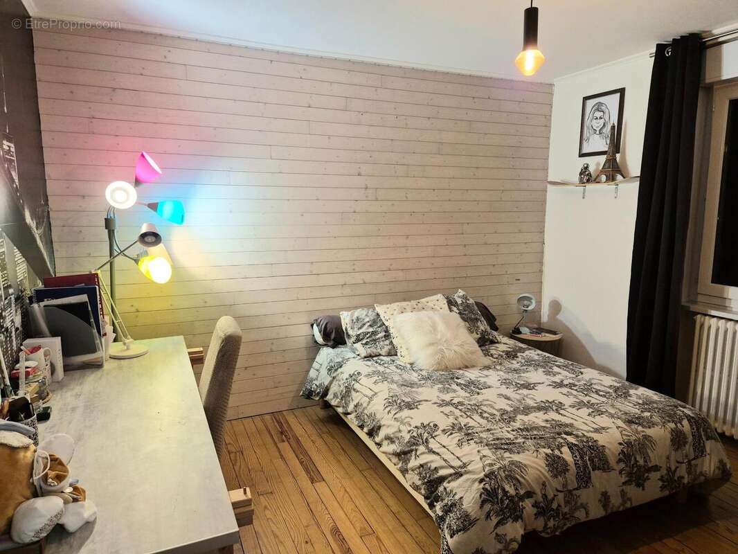 Photo 9 - Maison à LANDIVISIAU