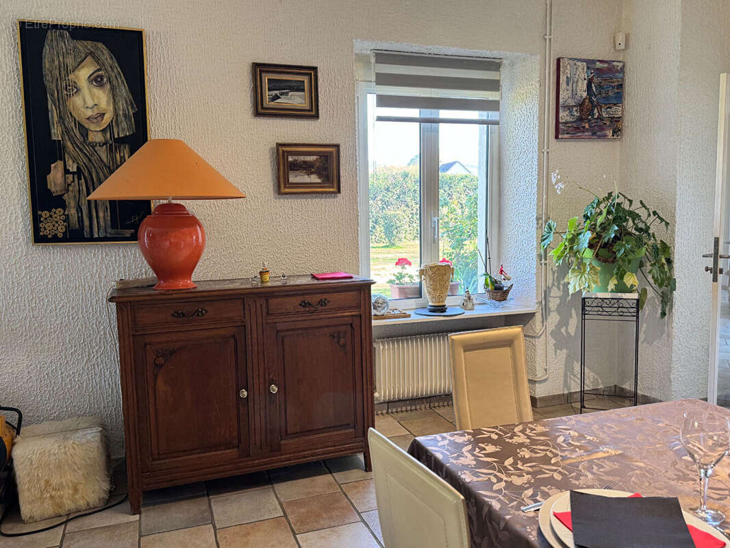 Maison d'exception à vendre à Moncey - 8 pièces, 220 m² sur 6821 m² de terrain - photo 8