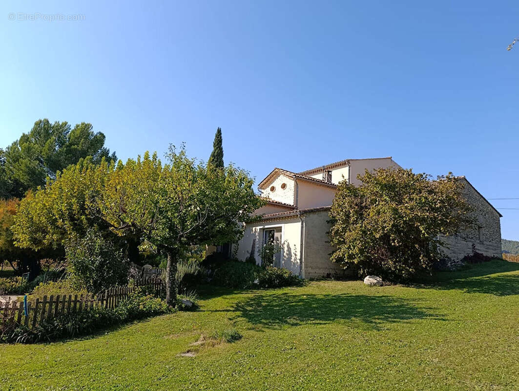 Maison à VINSOBRES