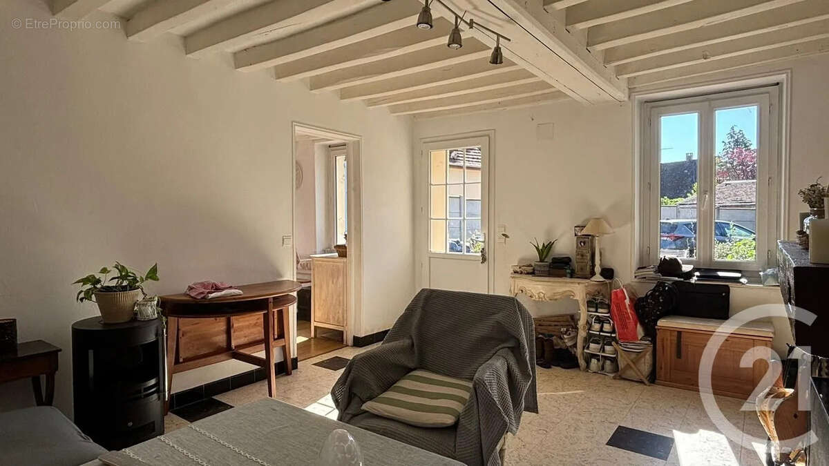 Maison 120 m² à Bois-Le-Roi  - photo 3