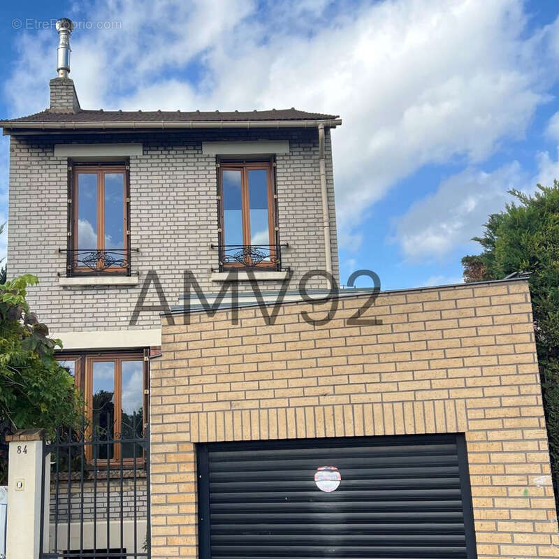 Maison à COLOMBES