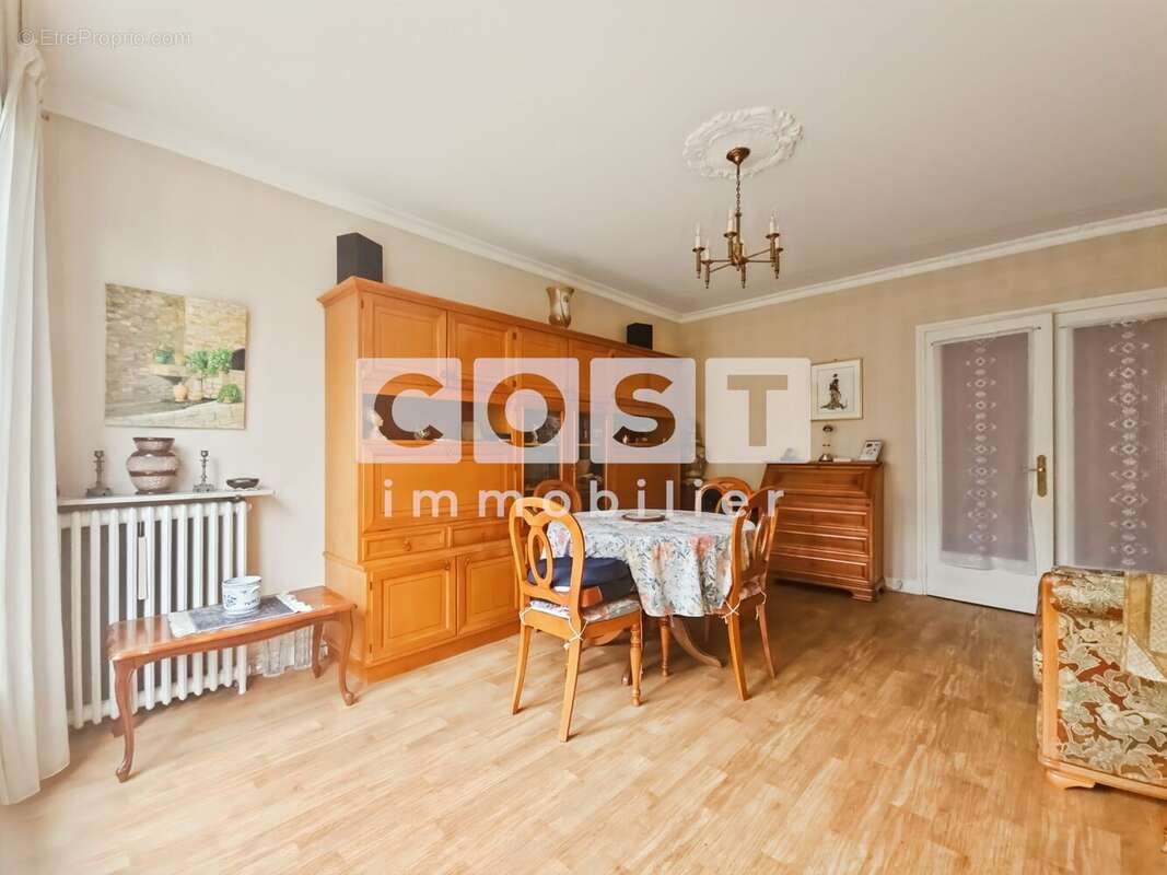 Appartement à ASNIERES-SUR-SEINE