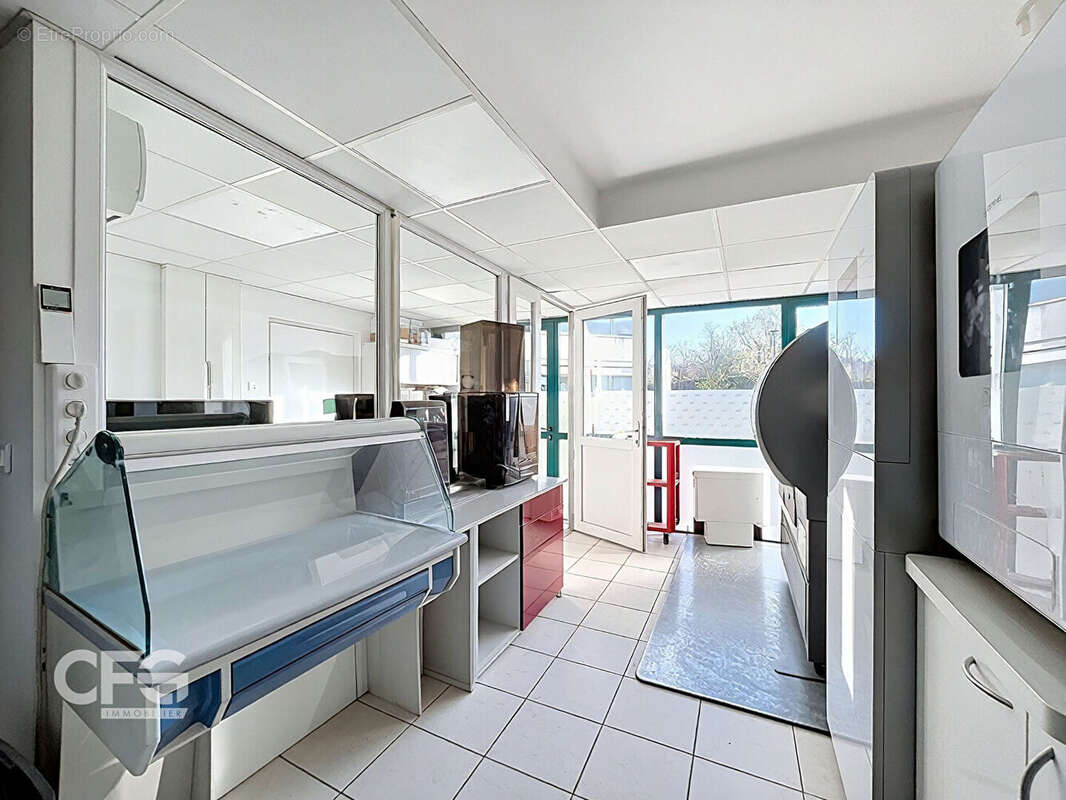 Commerce à GRESY-SUR-AIX