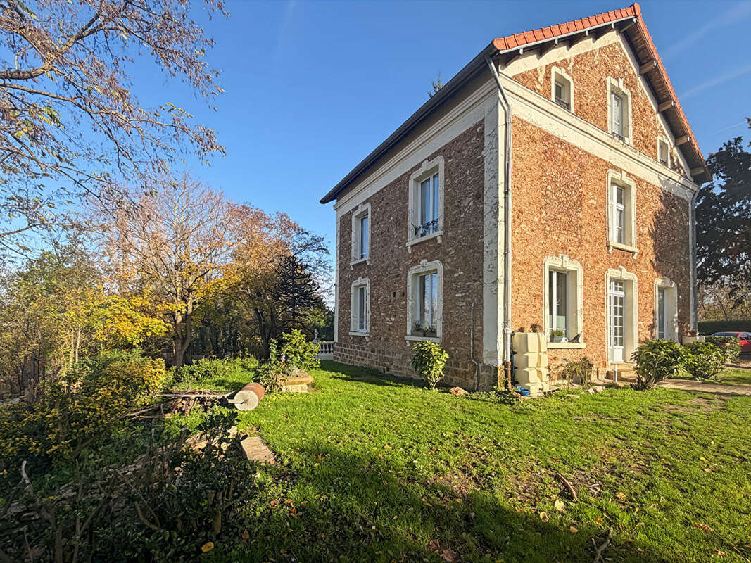 Maison à VILLEBON-SUR-YVETTE