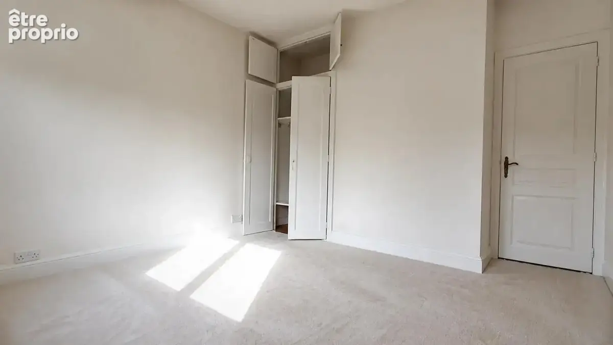 Maison de 7 pièces de 143 m² à Angoulême - photo 13